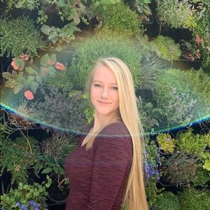 Meet your Posher, Allie